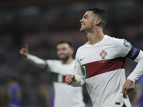 Ronaldo ghi bàn thứ 40 trong năm 2023