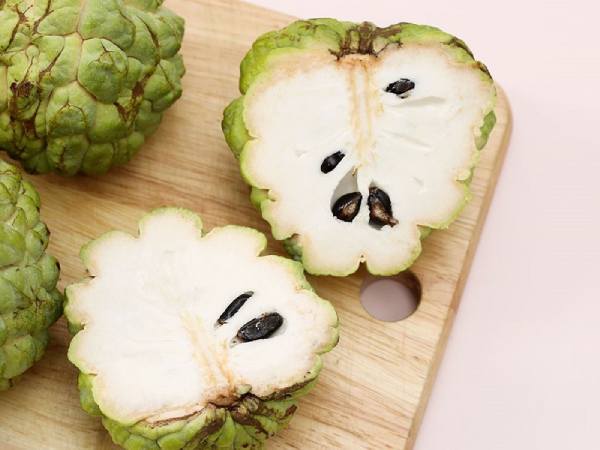 Nhìn thấy quả na điềm lành hay dữ?