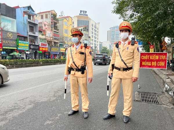 Nằm mơ thấy cảnh sát mang điềm lanh hay điềm dữ
