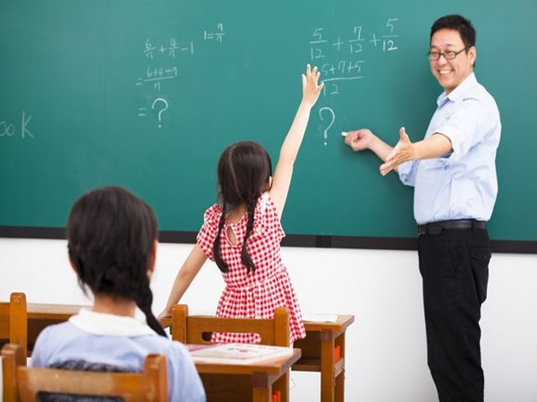 Điềm báo giấc mơ thấy giáo viên gợi điều gì cho bạn?