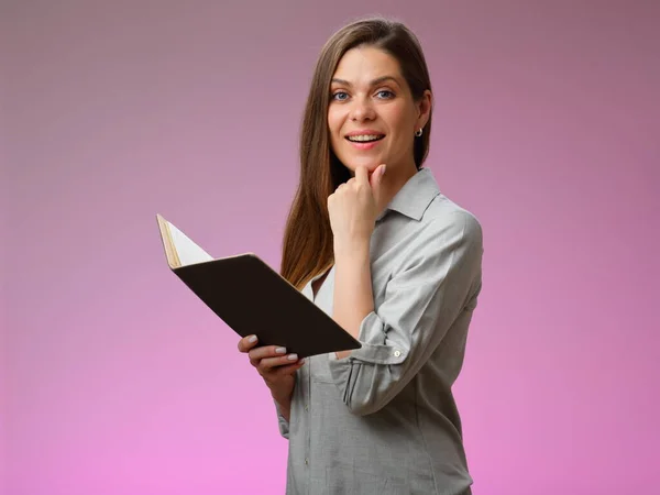 Giải mã chi tiết giấc mơ thấy cô giáo cũ là điềm gì?