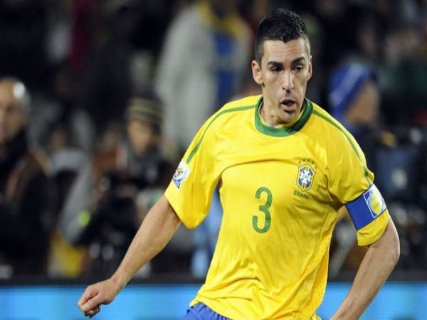 Danh sách số áo Lucio tại các câu lạc bộ và tuyển Brazil