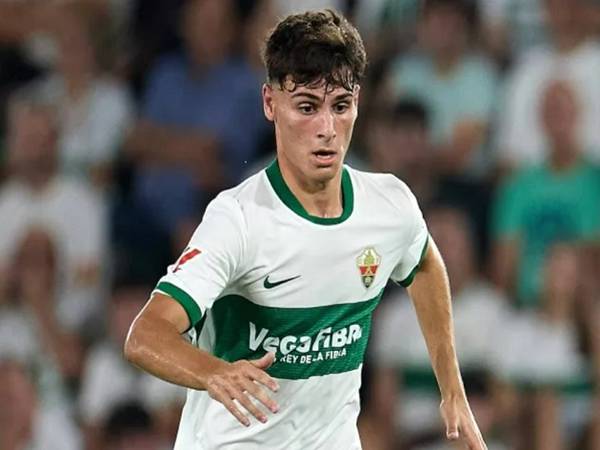 Bóng đá Anh: Arsenal gấp rút mượn Mendoza trước giờ G